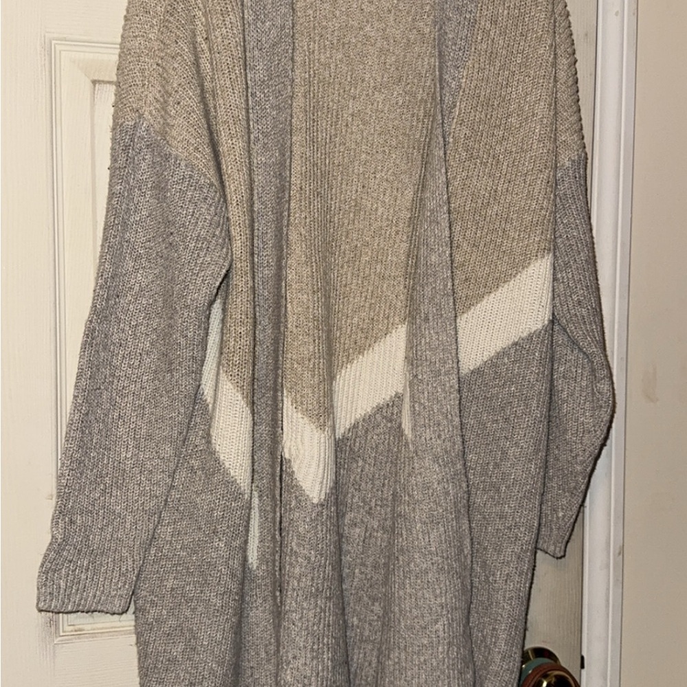 Maurices Gray and Cream Cardigan Sweater Long Sleeve Open Front